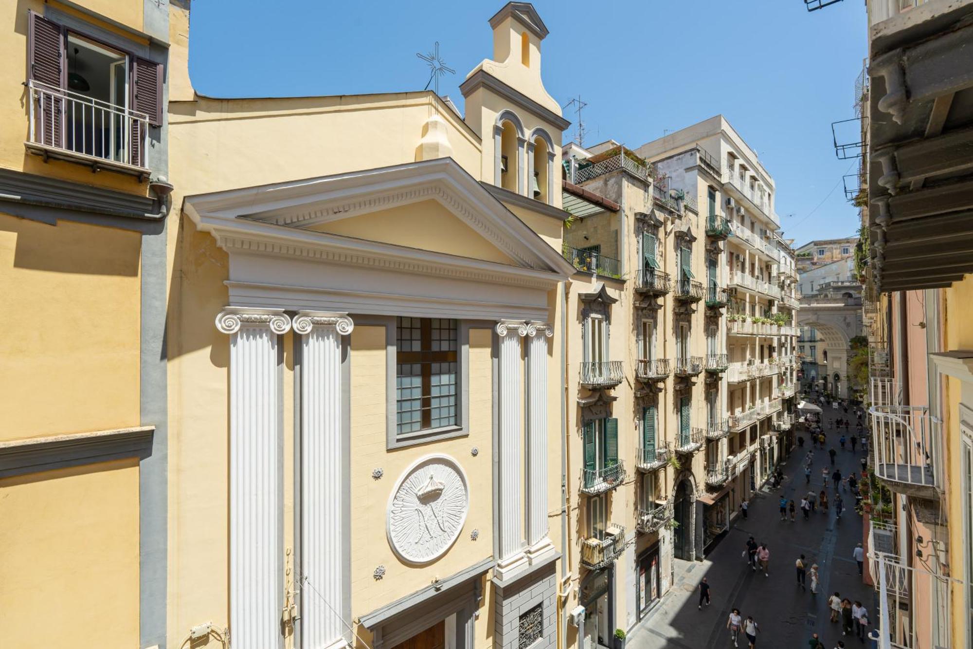 Aristocrat Chiaia Bridge Appartement Napels Buitenkant foto